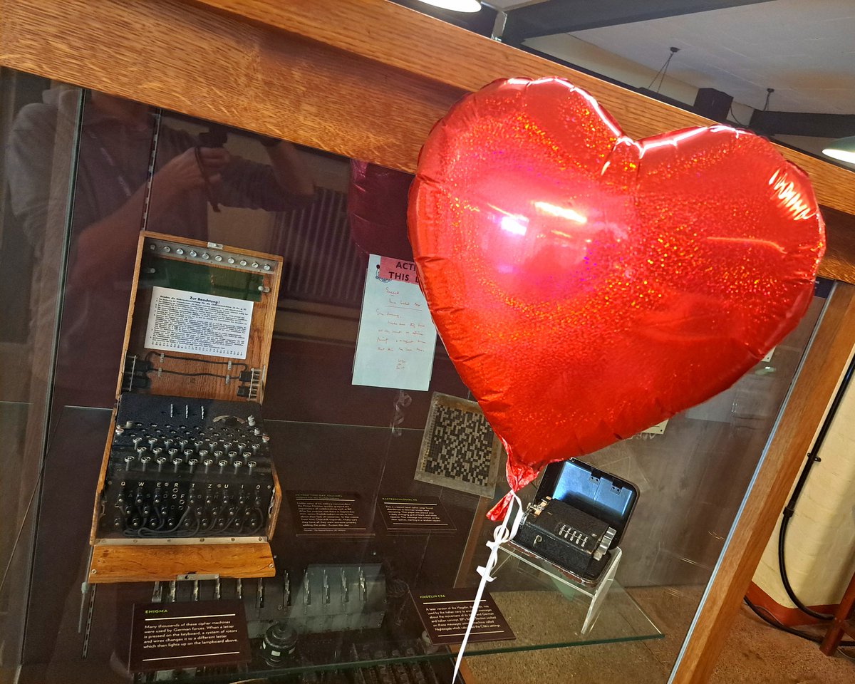DestinationMK's tweet image. One of Milton Keynes' most popular visitor attractions is @bletchleypark - the iconic home to the famous WW2 codebreakers - have you been? Well, this hour you could win a Family Ticket to visit!❤️

To enter; just use #LoveMK before 6pm 👍