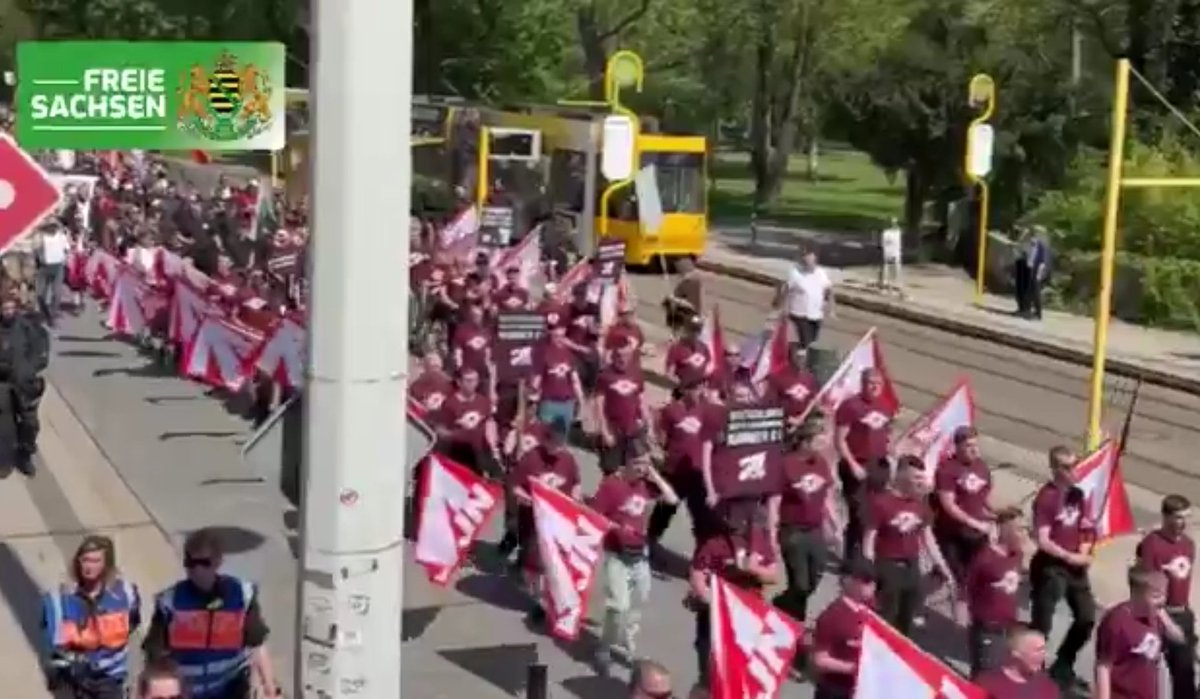 Sollte das nicht unter Uniformierung fallen??? #gera #G0105