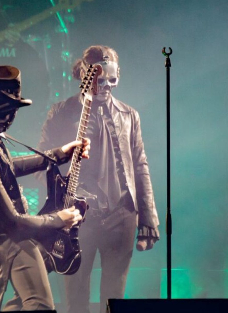 skeletass's tweet photo. me too bud https://t.co/i2CoCRZgEw