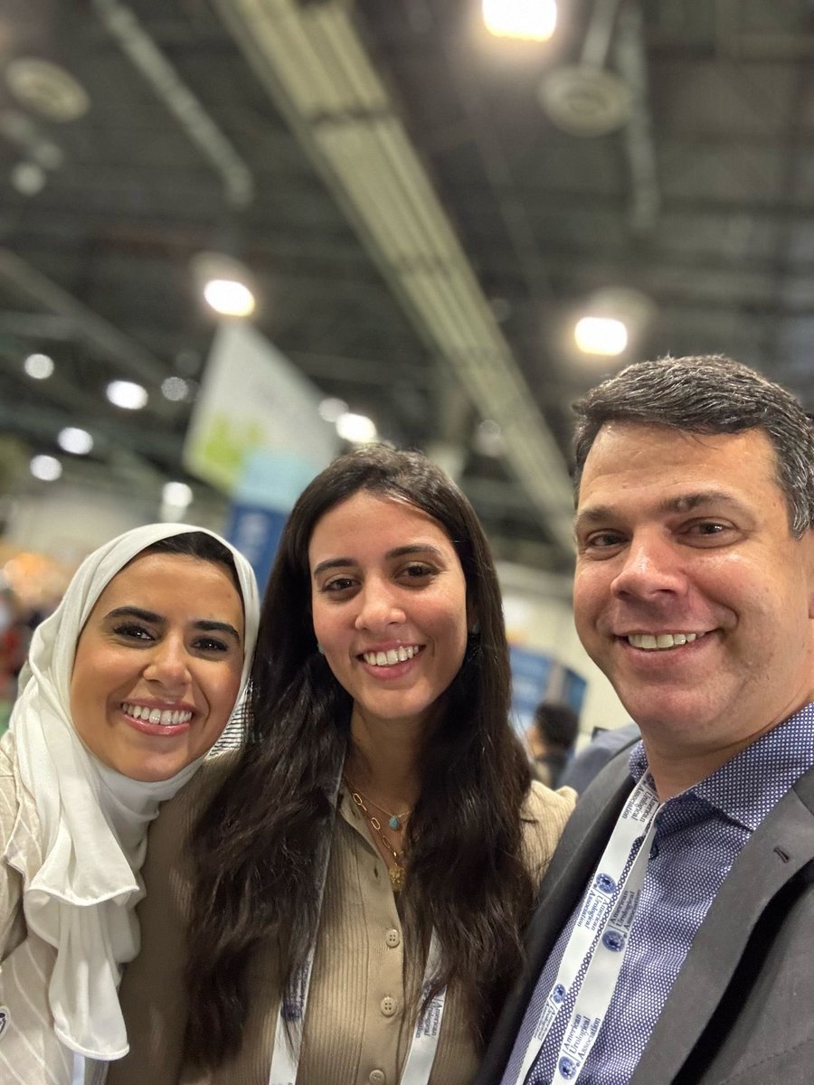 RJY91's tweet image. The #AUA25 was a huge success! Awesome networking and greaat courses. Also, I’m obsessed with the new GSM guidelines 🔥
See you all in DC next year!