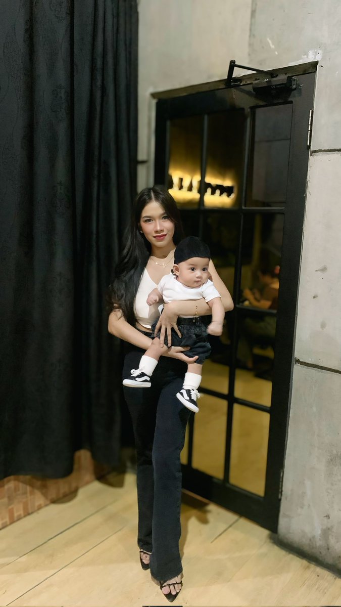 vexaviere's tweet photo. Sayangkuuuu🤍 https://t.co/8NvQ9lJkiQ