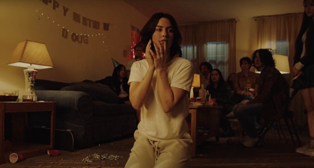 PopBase's tweet image. One year ago today, Gracie Abrams released ‘Risk.’