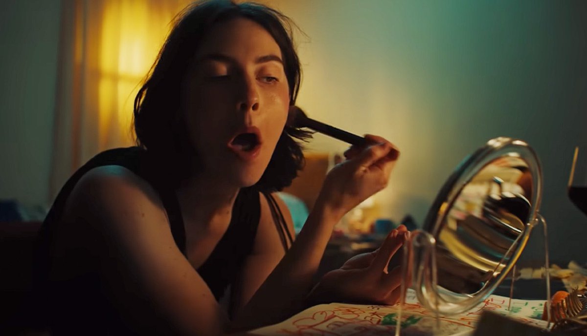 PopBase's tweet image. One year ago today, Gracie Abrams released ‘Risk.’