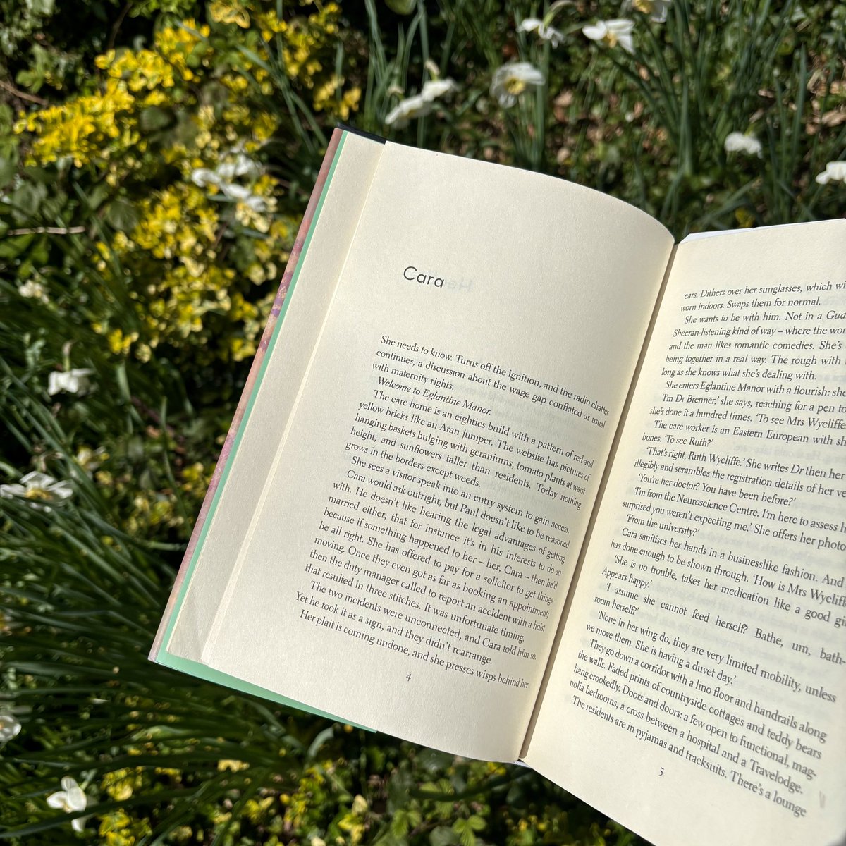 Suffolk Book League (@suffolkbooktalk) on Twitter photo Thereโs only ONE WEEK to go until our event with Katie Ward ๐ฅณ Did you enjoy our first page preview earlier this week? Well today we are sharing page 2 of Pathways, where we meet Cara! ๐โจ Donโt miss your chance to join us, book your ticket now! ๐๐ป
๐๏ธ: easternangles.co.uk/event/suffolk-โฆ Thereโs only ONE WEEK to go until our event with Katie Ward ๐ฅณ Did you enjoy our first page preview earlier this week? Well today we are sharing page 2 of Pathways, where we meet Cara! ๐โจ Donโt miss your chance to join us, book your ticket now! ๐๐ป
๐๏ธ: easternangles.co.uk/event/suffolk-โฆ