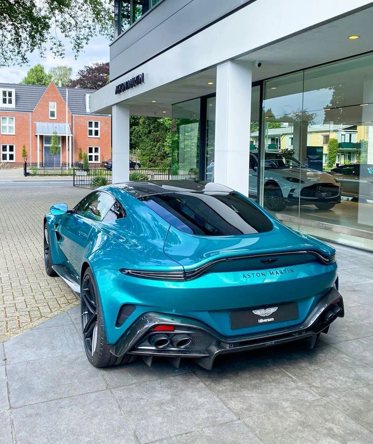 Auto_Porn's tweet image. DB12 🏎