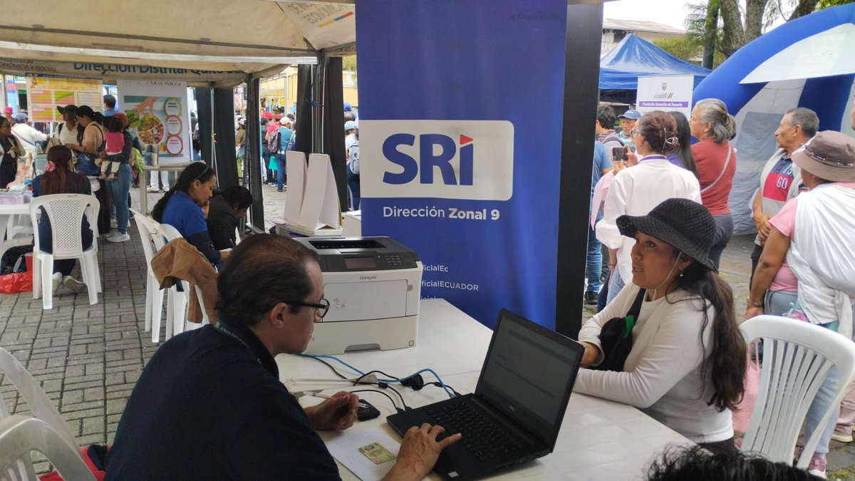 #SRIzonal9

Nuestra #BrigadaMóvil llegó a la parroquia de Tumbaco, en Pichincha, para brindar información tributaria, apertura y actualización del RUC, claves, entre otros servicios.

#ElNuevoEcuador