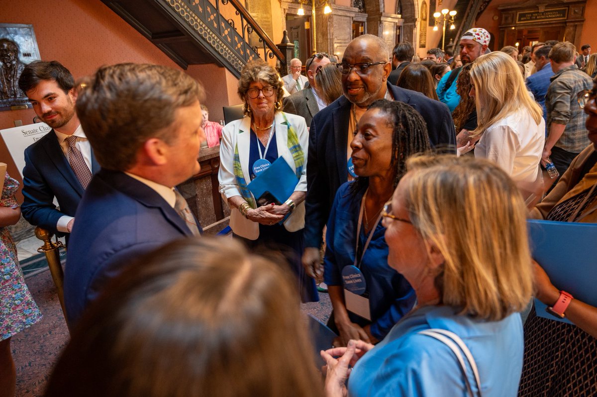 SenRussellOtt's tweet image. It was good to see members of the S.C. Free Clinic Association at the Statehouse this week. They play an important role in making sure more South Carolinians have access to quality healthcare and in improving health outcomes for those they serve.