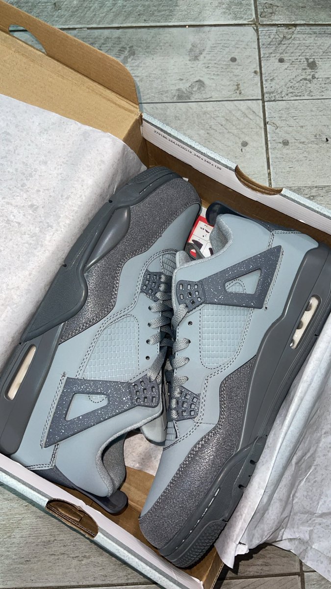 But from me today 👟📦🚚❤️