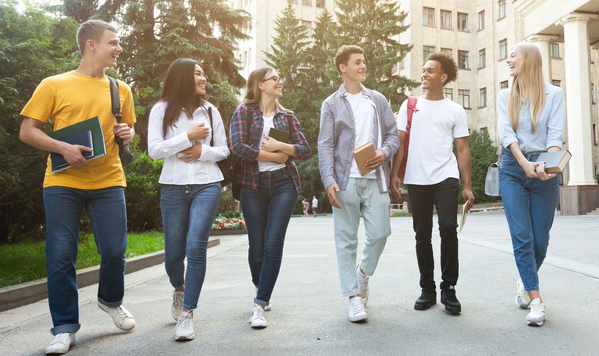 RELEASE: MDHEWD, along with high schools across the state, are celebrating Decision Day to recognize high school seniors’ postsecondary and career plans. 

Read: buff.ly/JVEOKmJ