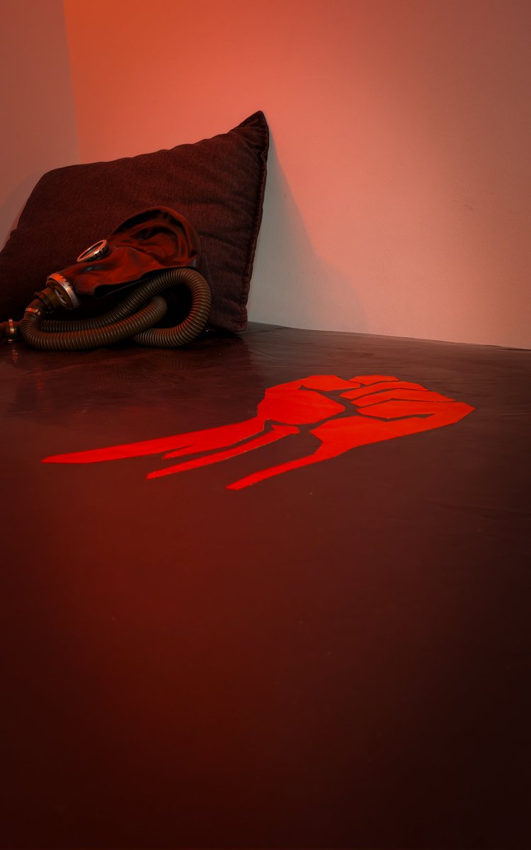 CarstenHeiko's tweet photo. Klassisches Spannbettlaken mit Applikation
Alle Formate sind möglich und zahlreiche Applikationen ebenfalls.

#raction #rubber #Latex #Gummi #madetomasure 
#kinky #erotic #trends https://t.co/cys9PJJLst