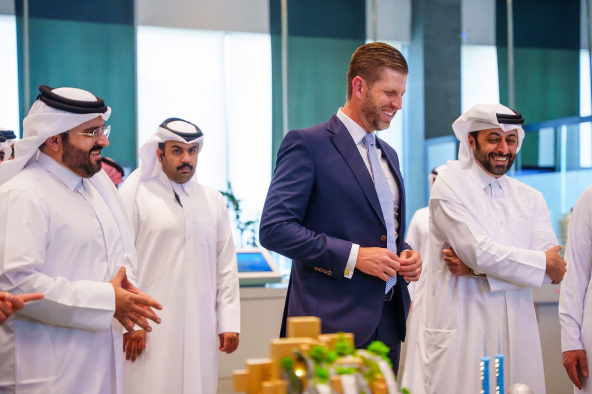 الديار القطرية تُطلق بالشراكة مع دار جلوبال وجهة فاخرة تضم ملعب جولف مكون من 18 حفرة ونادٍ حصري وفيلات شاطئية.
#الديار_القطرية

Qatari Diar partners with DarGlobal to launch a new standard of luxury living with an 18-hole golf course, exclusive clubhouse and beachfront villas.