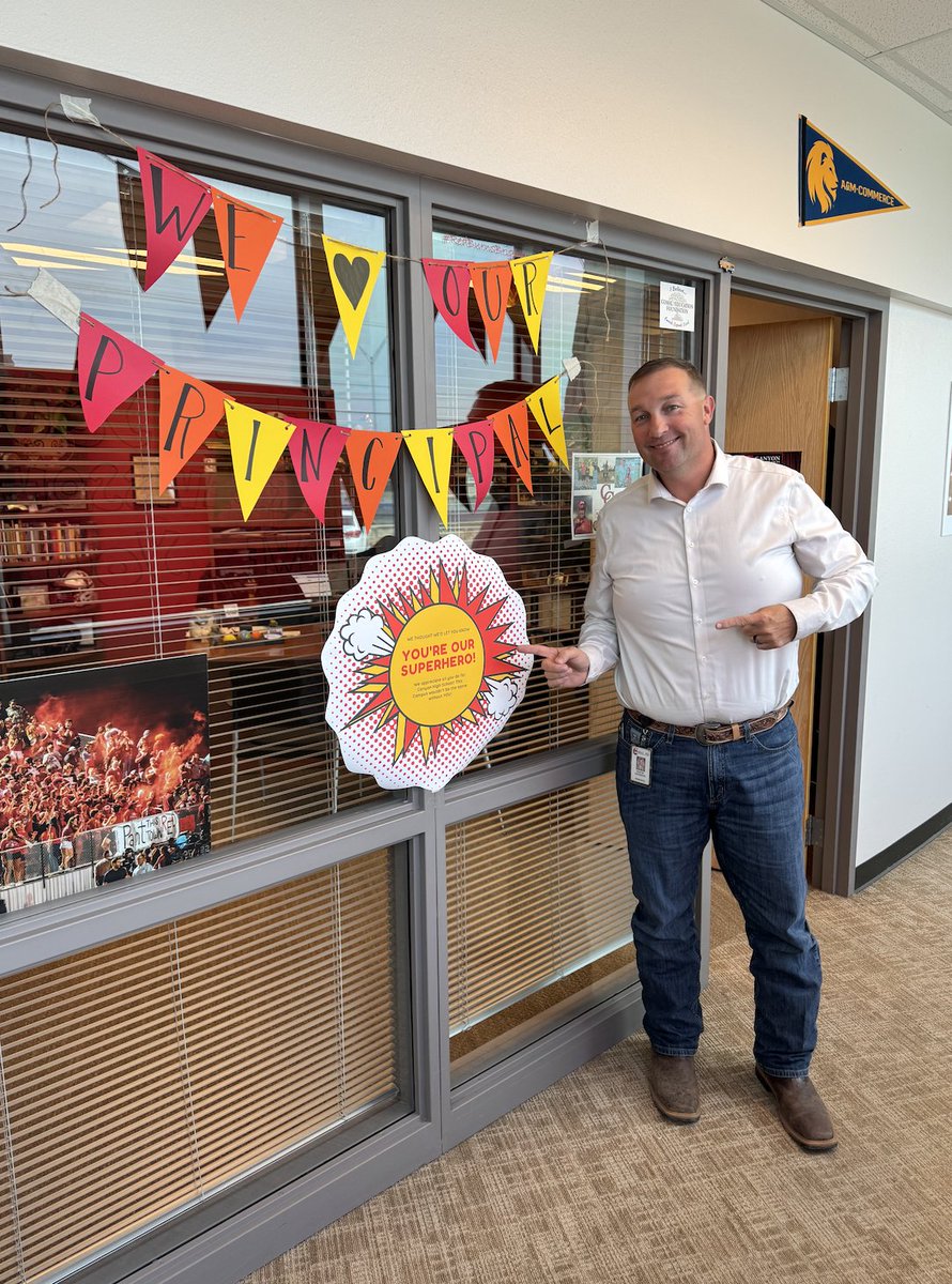 Canyon HS (@canyonhscougars) on Twitter photo HAPPY PRINCIPAL APPRECIATION DAY TO OUR SUPERHERO PRINCIPAL <a href="/DavissonDustin/">Dustin Davisson</a>! We love you!! <a href="/MrsWoodrom/">Courtney Woodrom</a> <a href="/MrsKaraJenkins/">Kara Jenkins</a> HAPPY PRINCIPAL APPRECIATION DAY TO OUR SUPERHERO PRINCIPAL <a href="/DavissonDustin/">Dustin Davisson</a>! We love you!! <a href="/MrsWoodrom/">Courtney Woodrom</a> <a href="/MrsKaraJenkins/">Kara Jenkins</a>