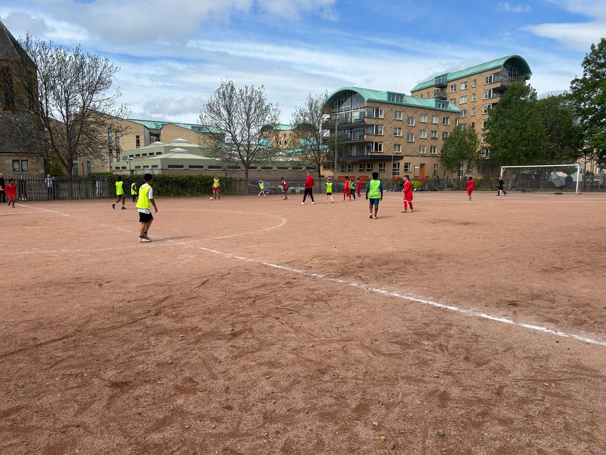 Duncan Adams (@asgholyrood) on Twitter photo ⚽️ ⚽️ ⚽️ Great mixed P6/7 football match today between <a href="/StFrancis_PS/">St Francis PS&NC</a> and <a href="/BlackfriarsP/">Blackfriars Primary</a> , Great sportsmanship and competitiveness from both schools today!
<a href="/ASGShawlands/">Steven Gilliland</a>
<a href="/PEPASSGlasgow/">PEPASS Glasgow</a> ⚽️ ⚽️ ⚽️ Great mixed P6/7 football match today between <a href="/StFrancis_PS/">St Francis PS&NC</a> and <a href="/BlackfriarsP/">Blackfriars Primary</a> , Great sportsmanship and competitiveness from both schools today!
<a href="/ASGShawlands/">Steven Gilliland</a>
<a href="/PEPASSGlasgow/">PEPASS Glasgow</a>