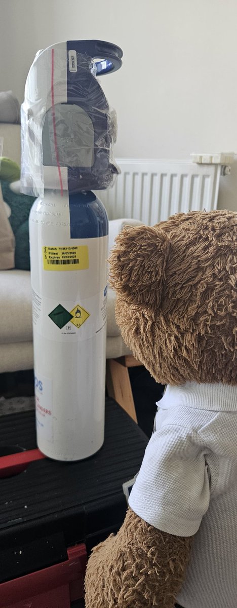 Bear™ 🐻 (@bdmed_bear) on Twitter photo Today I saw my good friends <a href="/sos_oxygen/">SOS Oxygen</a> to swop out our old oxygen & nitronox cylinders for fresh new ones! Thanks guys, always a pleasure to see you! #bearswithjobs #equipmentofficer #MedicalSupportUnit Today I saw my good friends <a href="/sos_oxygen/">SOS Oxygen</a> to swop out our old oxygen & nitronox cylinders for fresh new ones! Thanks guys, always a pleasure to see you! #bearswithjobs #equipmentofficer #MedicalSupportUnit