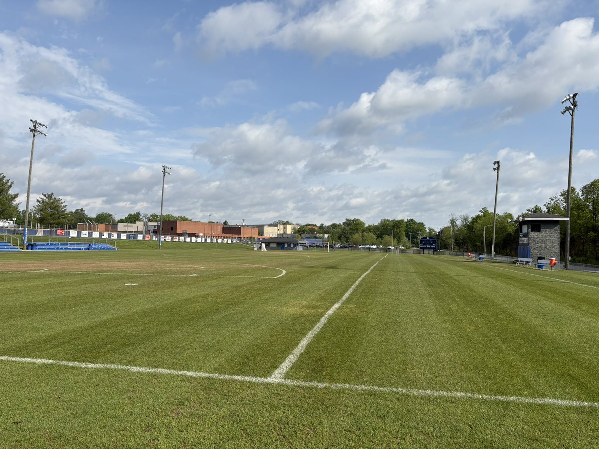 athleticsEHS's tweet image. As good a day as any to thank Rick Scheper for his volunteer efforts maintaining the Grass Fields of Middletown. With the help of Assistant ADs Rains and Graham, they operate some of the best grass fields in JCPS. We thank them as always. #FlyEastern