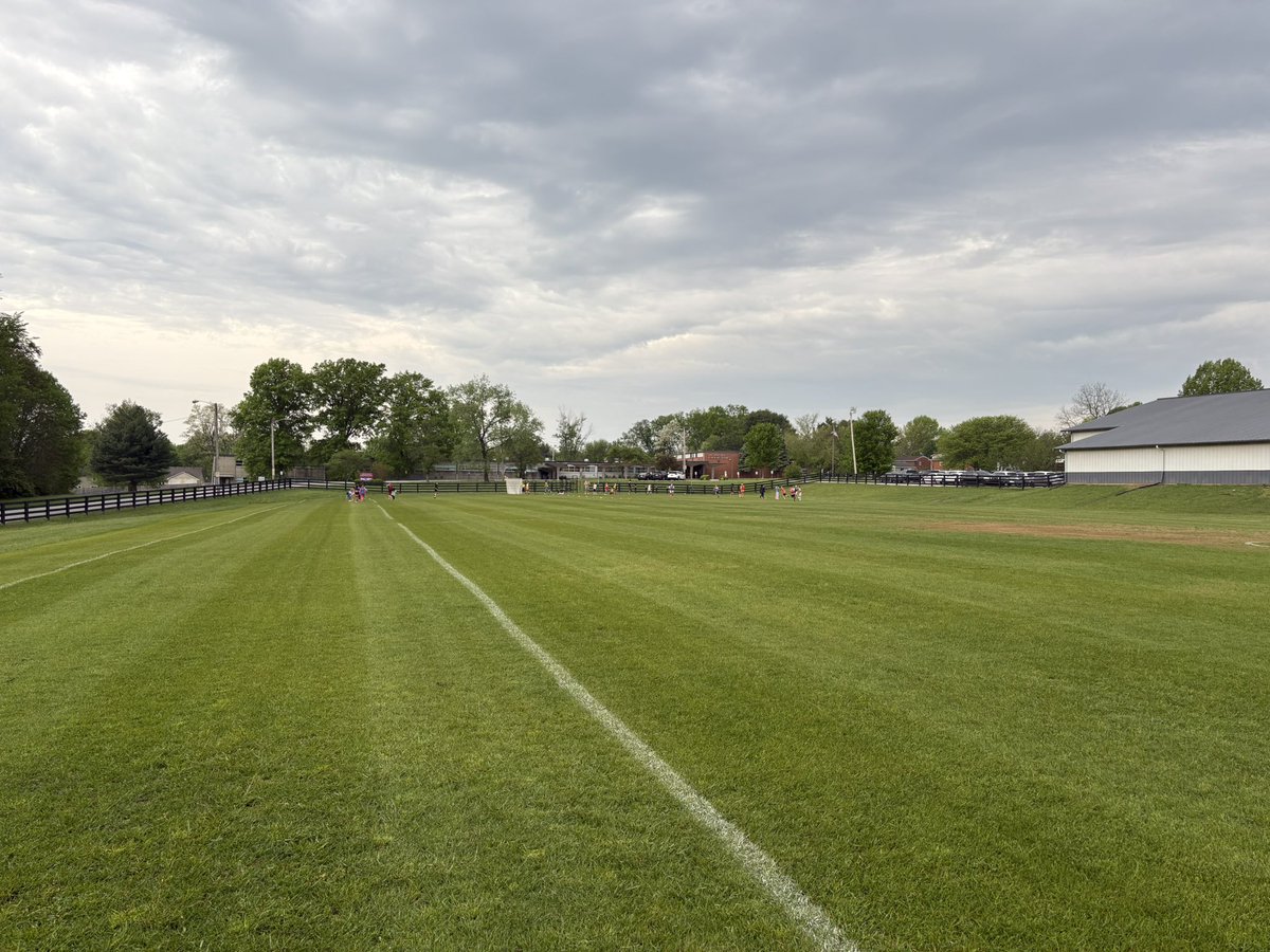 athleticsEHS's tweet image. As good a day as any to thank Rick Scheper for his volunteer efforts maintaining the Grass Fields of Middletown. With the help of Assistant ADs Rains and Graham, they operate some of the best grass fields in JCPS. We thank them as always. #FlyEastern