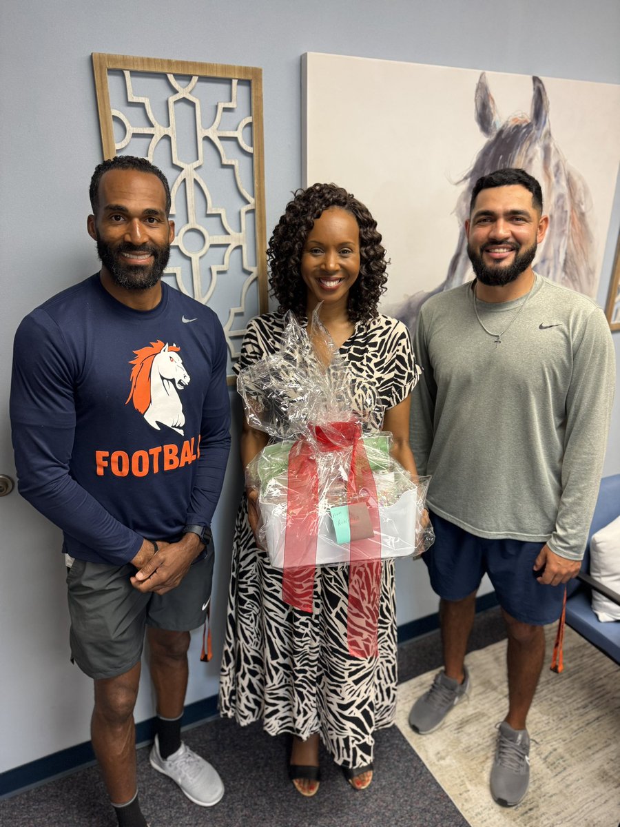 Kemmie Lewis (@coach_klewis) on Twitter photo The Brandeis Athletic Department would like to express our deepest gratitude to Mrs. Perry for your unwavering support and dedication to our programs. We extend our heartfelt appreciation for your continued commitment to our success. Happy National Principal’s Day! <a href="/BrandeisVB08/">Brandeis Volleyball</a> The Brandeis Athletic Department would like to express our deepest gratitude to Mrs. Perry for your unwavering support and dedication to our programs. We extend our heartfelt appreciation for your continued commitment to our success. Happy National Principal’s Day! <a href="/BrandeisVB08/">Brandeis Volleyball</a>