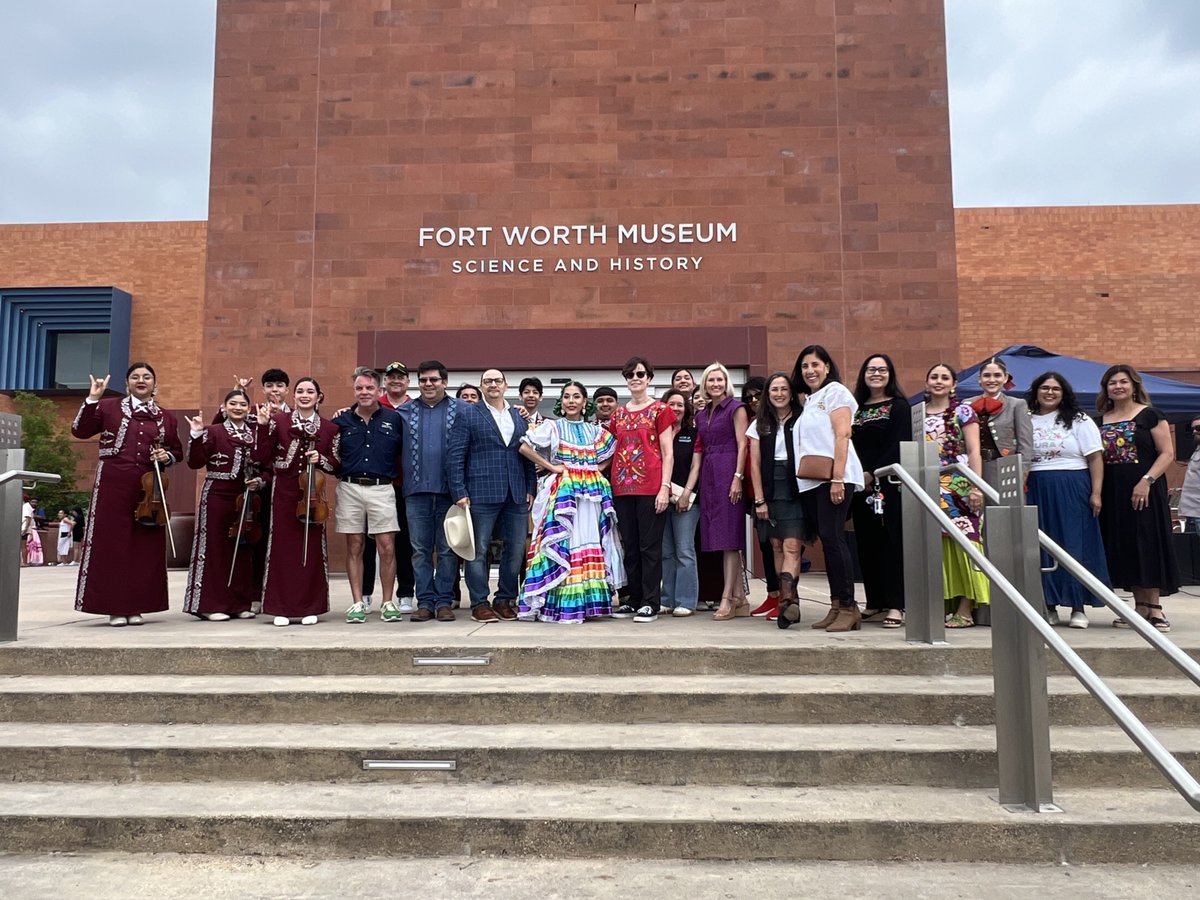 Had an amazing time at the 2nd Annual #CincoInTheDistrict! A beautiful celebration of Mexican American art, music, dance, and community spirit in #District9FW.

Big thanks to all who made it possible. Fort Worth’s cultural diversity shines bright! 🌮💃🎶