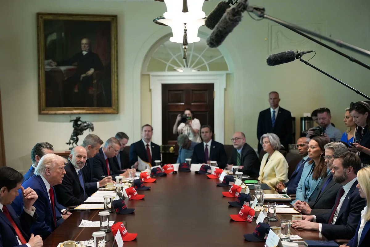 Persuasion (@joinpersuasion) on Twitter photo Trump had a genuine mandate. The extremism of his first 100 days in office goes well beyond it. <a href="/Yascha_Mounk/">Yascha Mounk</a> looks at what's next. persuasion.community/p/the-next-136… Trump had a genuine mandate. The extremism of his first 100 days in office goes well beyond it. <a href="/Yascha_Mounk/">Yascha Mounk</a> looks at what's next. persuasion.community/p/the-next-136…