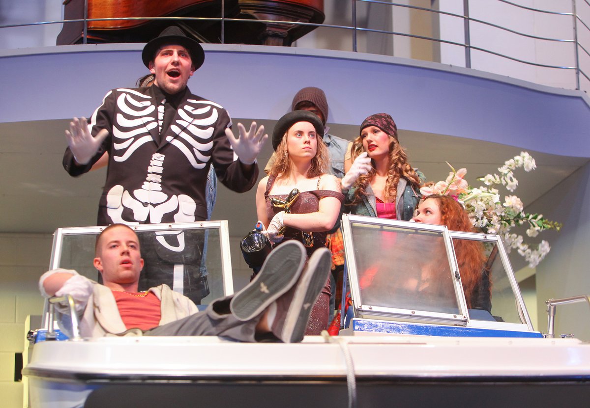 Liz Nicholls tweet media