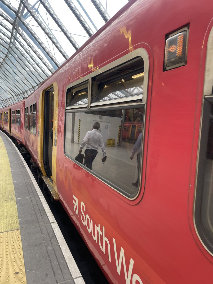 Jonathan Hodder tweet media