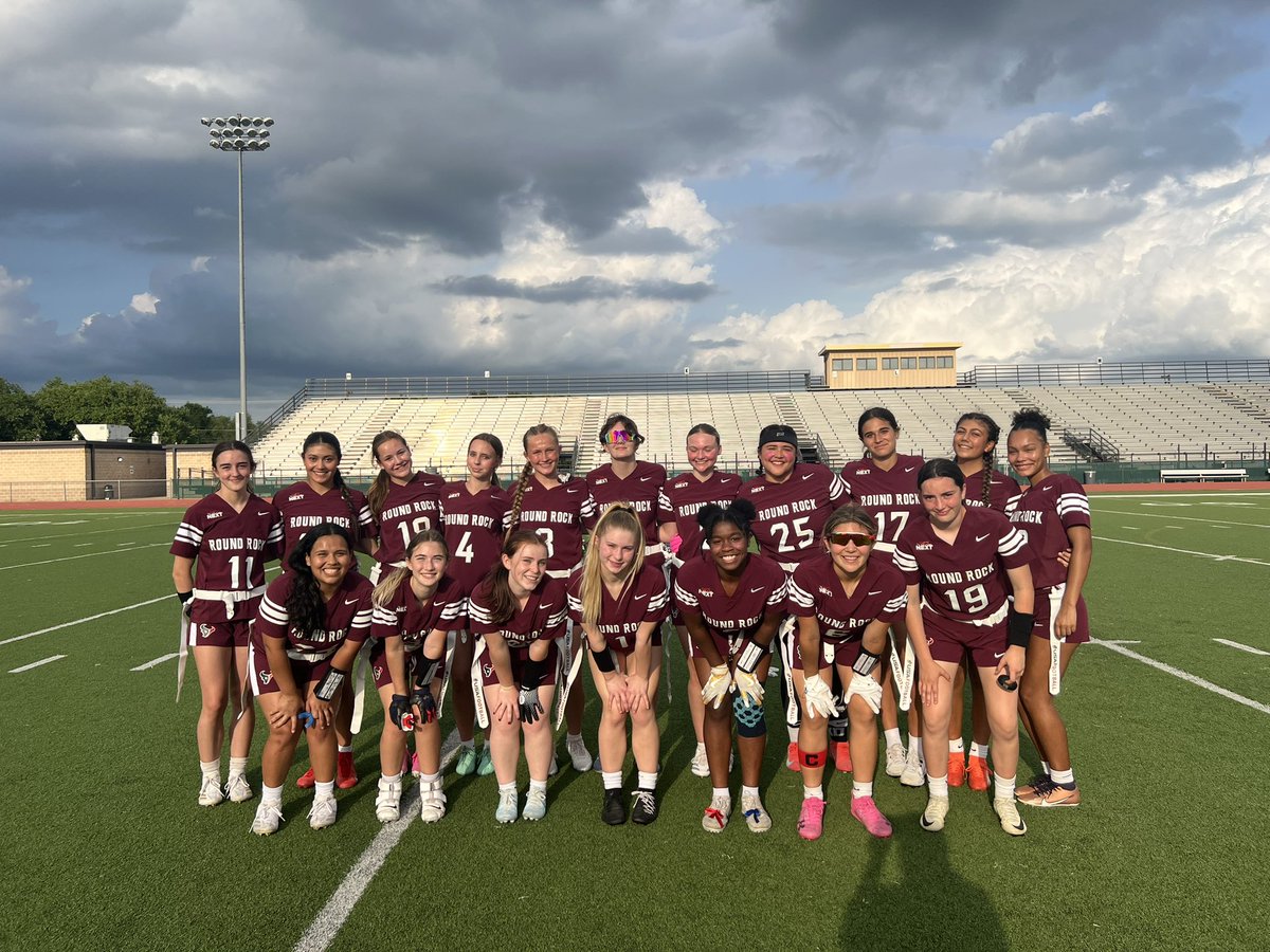 CoachACastro1's tweet image. Herstory in the making at Round Rock HS last night. I had the opportunity to coach the first ever girls flag football team and these girls dominated! 3 more weeks of Games! Let’s go Rock!

#girlsflagfootball #houstontexans #shesnext #sanctiongirlsflagTX