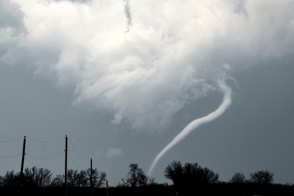John White (@whiteweather_) on Twitter photo Funnel cloud Funnel cloud