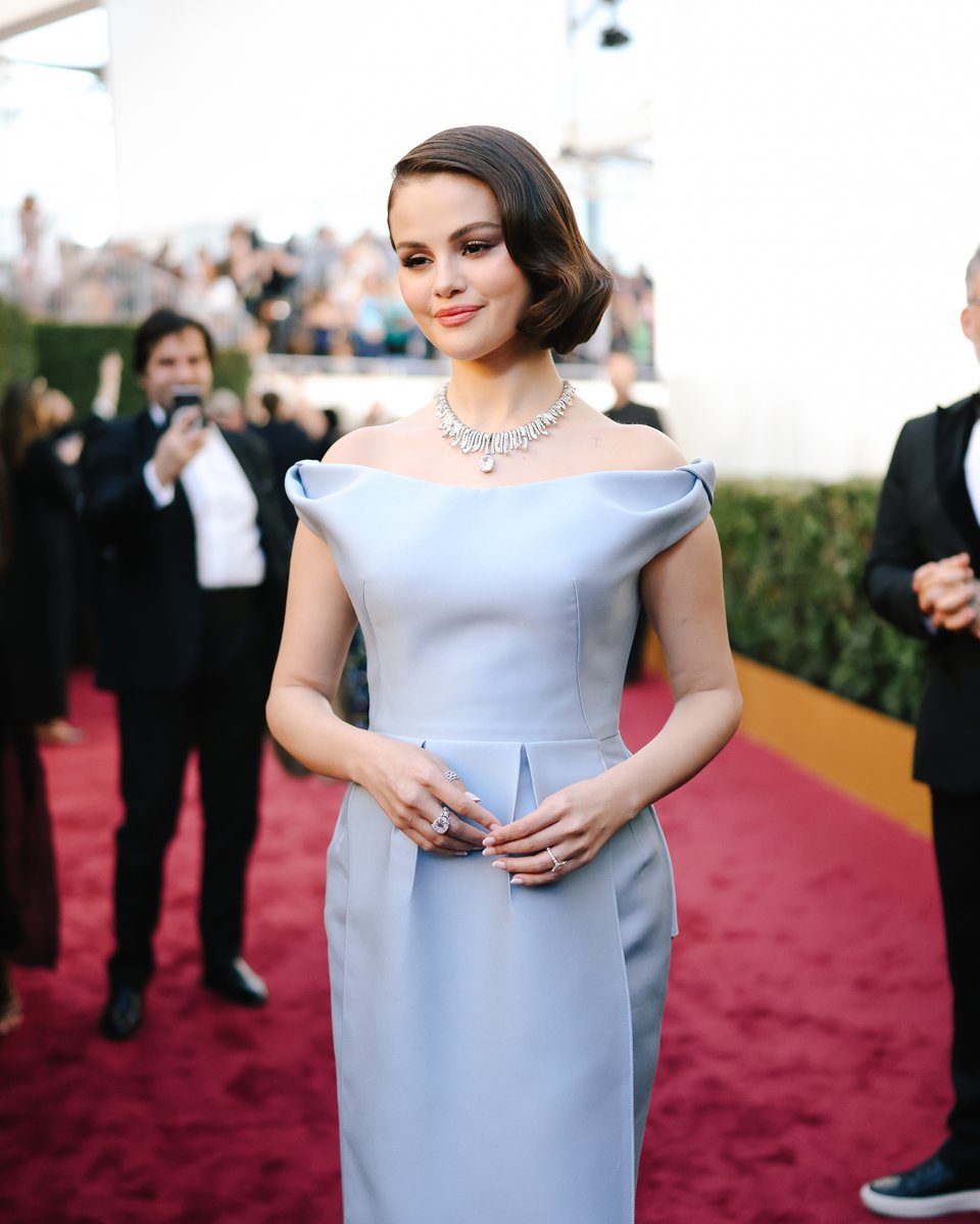 goldenglobes's tweet image. Florals and pastels may be seasonal, but these looks are forever💐 #GoldenGlobes