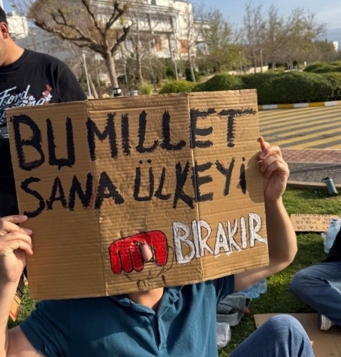 Hayatımda gördüğüm en iyi pankartlardan biri sanırım