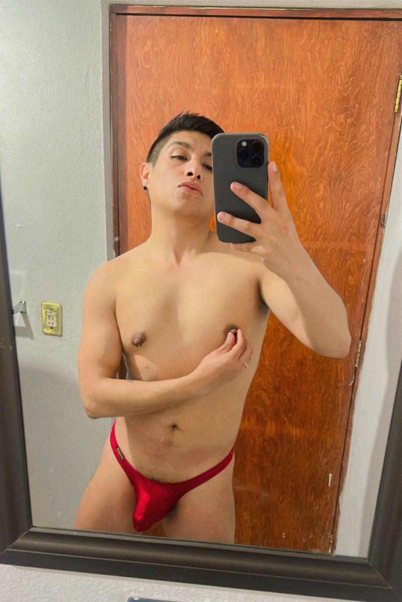 Negro o vino? ❤️🖤

Wataa 😈🔥