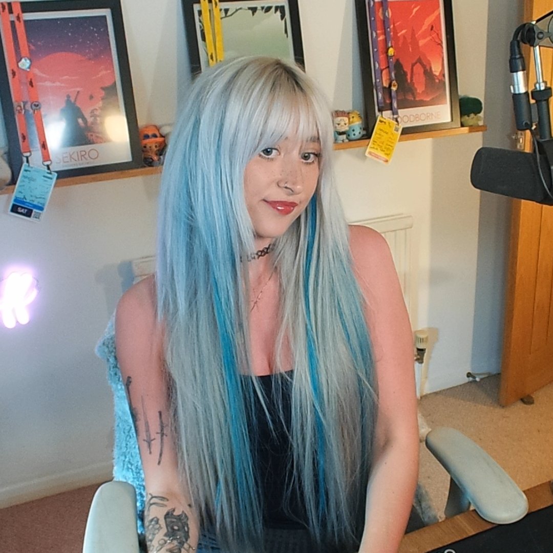 twitch.tv/sholzi Learning more French in Clair Obscur right MEOW!!!!!!!!