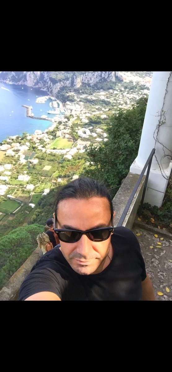 Karra_Kartal03's tweet photo. #Naples #Napoli #capriisland #Pompeii #Italy #izmir https://t.co/LZmat913pW