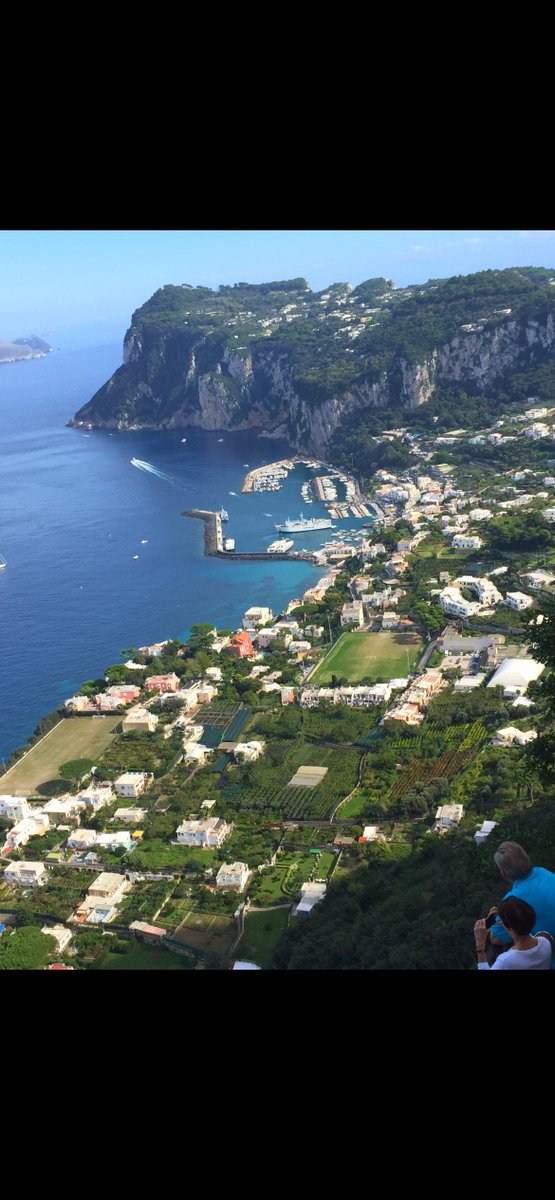Karra_Kartal03's tweet photo. #Naples #Napoli #capriisland #Pompeii #Italy #izmir https://t.co/LZmat913pW