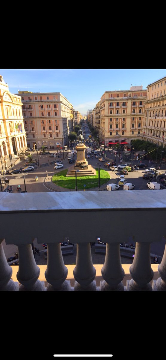 Karra_Kartal03's tweet photo. #Naples #Napoli #capriisland #Pompeii #Italy #izmir https://t.co/LZmat913pW