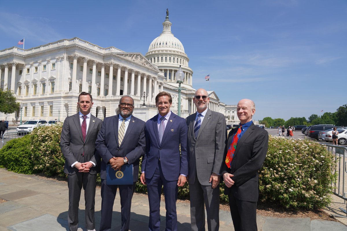 ACG (@amcollegegastro) on Twitter photo Thank you to <a href="/RepTroyCarter/">Congressman Troy A. Carter</a> and <a href="/RepMcCormick/">Congressman Rich McCormick, MBA MD</a> for co-chairing the Men's Health Caucus in the 119th Congress!
ACG is honored to partner with Congress to inspire men everywhere to take charge of their health - especially for colorectal cancer screenings, where #45IsTheNew50. Thank you to <a href="/RepTroyCarter/">Congressman Troy A. Carter</a> and <a href="/RepMcCormick/">Congressman Rich McCormick, MBA MD</a> for co-chairing the Men's Health Caucus in the 119th Congress!
ACG is honored to partner with Congress to inspire men everywhere to take charge of their health - especially for colorectal cancer screenings, where #45IsTheNew50.