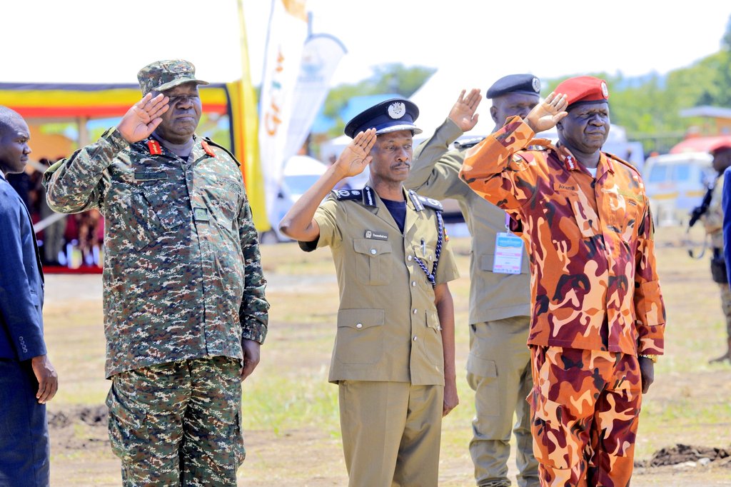 UgandaPrisons's tweet image. On #InternationalLabourDay, Nakapiripirit District hosted a vibrant celebration honoring the contributions of workers. 

The event was graced by distinguished service chiefs, including:  
- Lt. General Sam Okiding, Deputy Chief of Defence Forces  
- Mr. Samuel Akena, Deputy