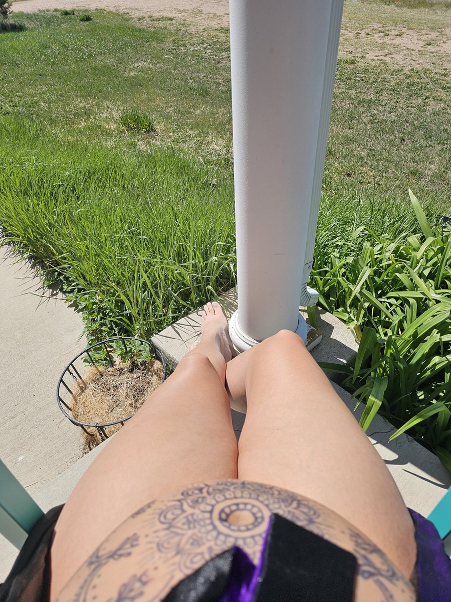 Content from giantesscleo