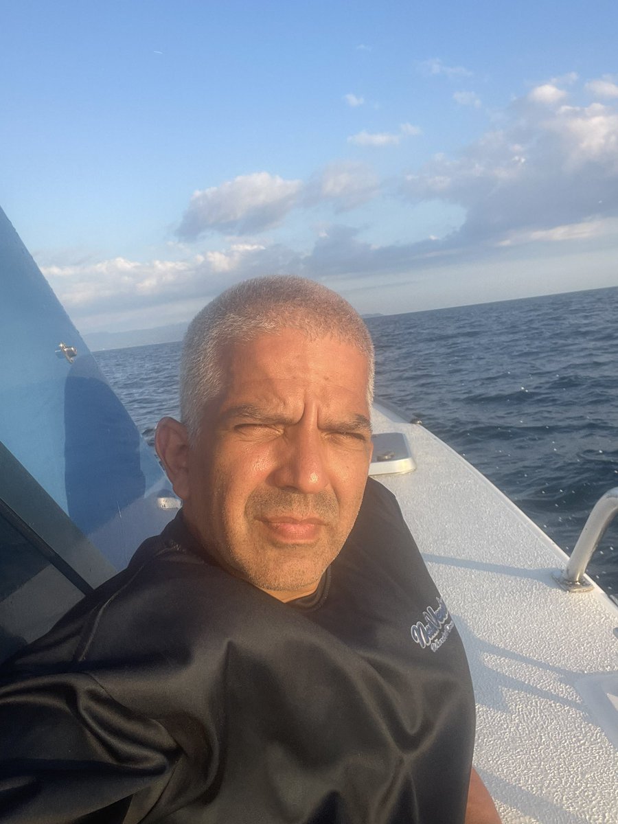 ChrisDugar's tweet photo. Boating and nature hiking. Love the good outdoors. https://t.co/9VGdBaI0bo