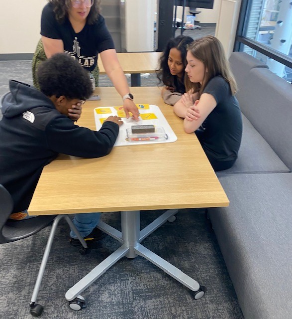 fwcs_ccr's tweet image. This week, middle school students had  the opportunity to experience a morning at the Amp Lab at Electric Works. This was a great experience for our students as they explore and prepare for high school. #fwcs #ccr @AmpLabEW