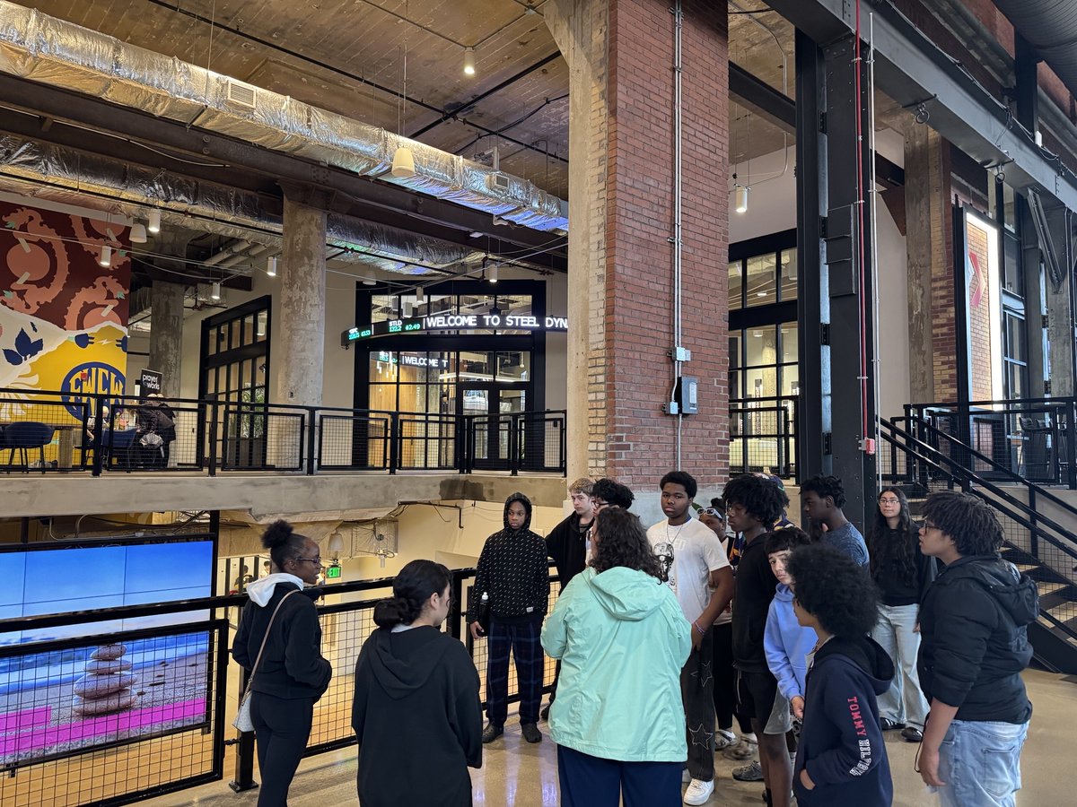 fwcs_ccr's tweet image. This week, middle school students had  the opportunity to experience a morning at the Amp Lab at Electric Works. This was a great experience for our students as they explore and prepare for high school. #fwcs #ccr @AmpLabEW