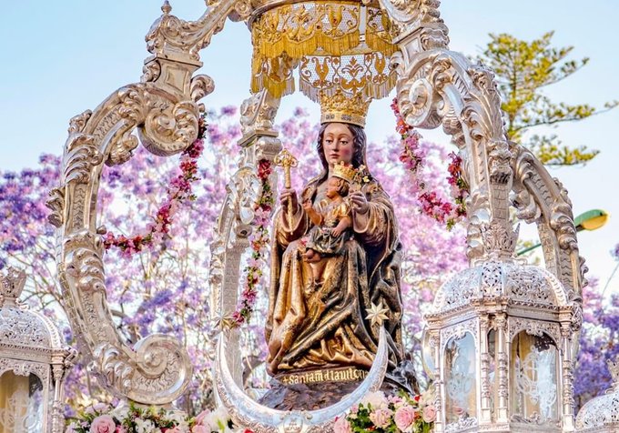 Suspensión de la Procesión Extraordinaria de la Virgen de la Victoria en Málaga por la Salud del Obispo Jesús Catalá