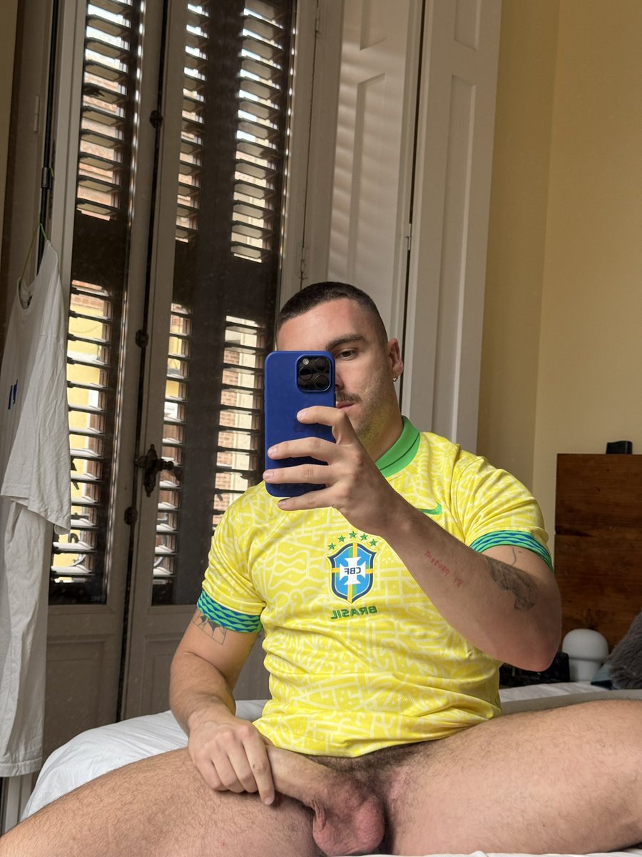 Me he hecho un álbum bien hot para SCRUFF. Búscame como MONTORO y escríbeme para desbloquearlo. 😈👅
scruff.app.link/montoro

<a href="/SCRUFFlatino/">SCRUFF Latino</a> <a href="/scruffespana/">SCRUFF España</a>