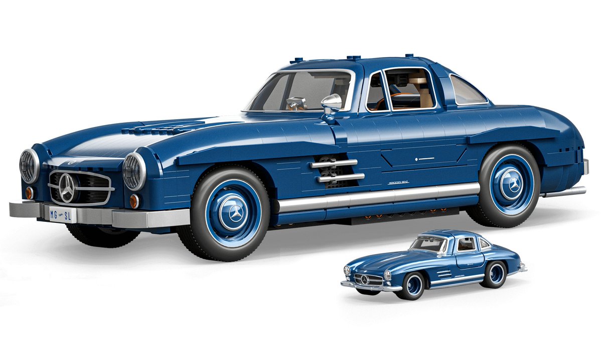 New Hot Wheels x Mattel Bricks product out today including this 1600 piece 300SL and Elite Series cool NSX. And all come with Hot Wheels car!