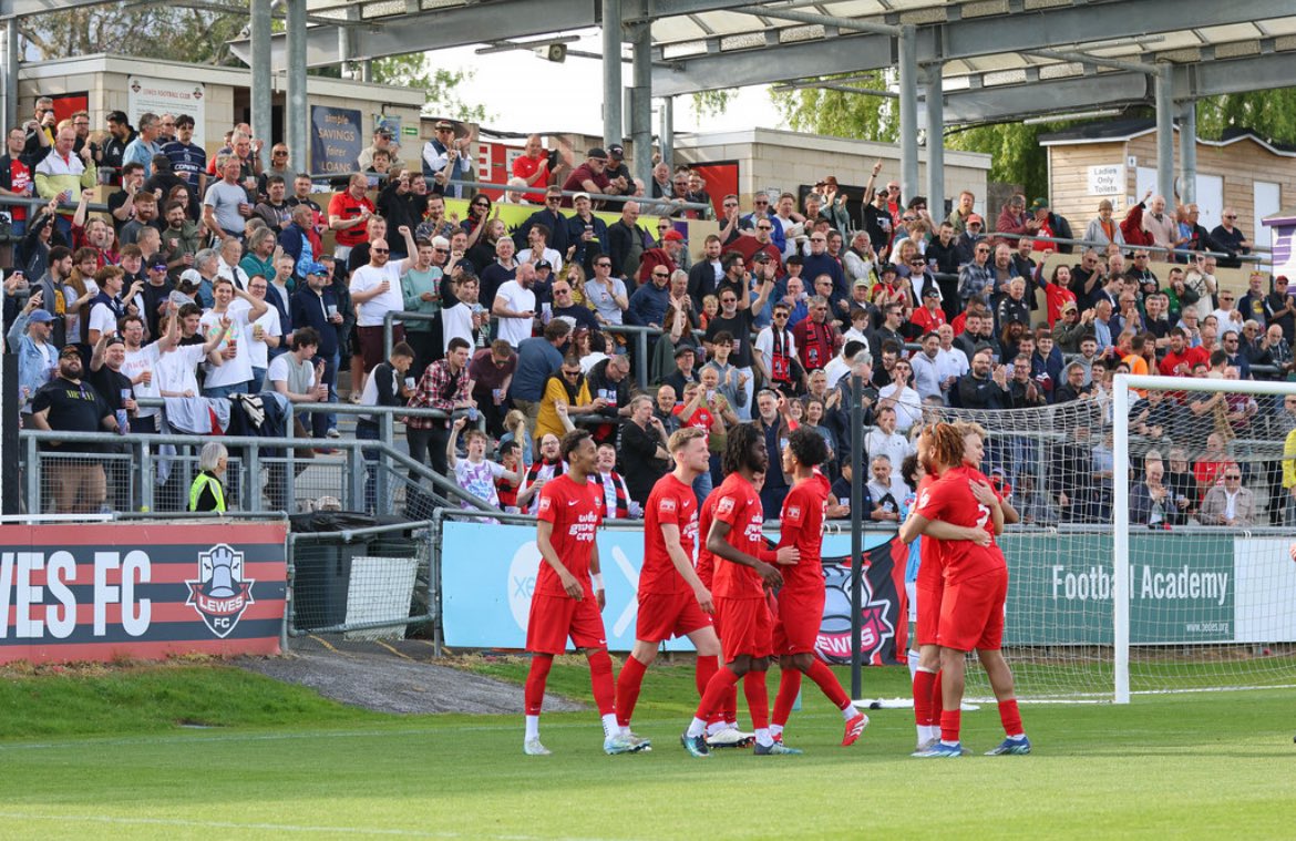 Josh Spinks tweet media