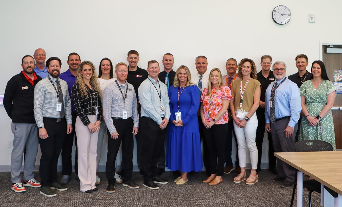 When this crew of busy building leaders gets together, we make sure to get a photo! Thank you to all of our principals and associate principals on National School Principal's Day! #WeAreLinnMar