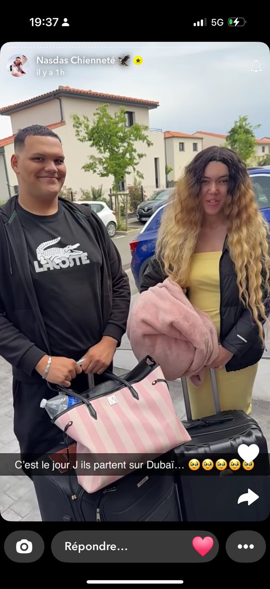 rebeumatcha's tweet photo. 🚨‼️NEWS‼️🚨
Beyoncé , Sam Smith and Sabrina Carpenter looks amazing in Perpignan a new collab is coming soon ? 👀👀 https://t.co/kVCxJKCDR8