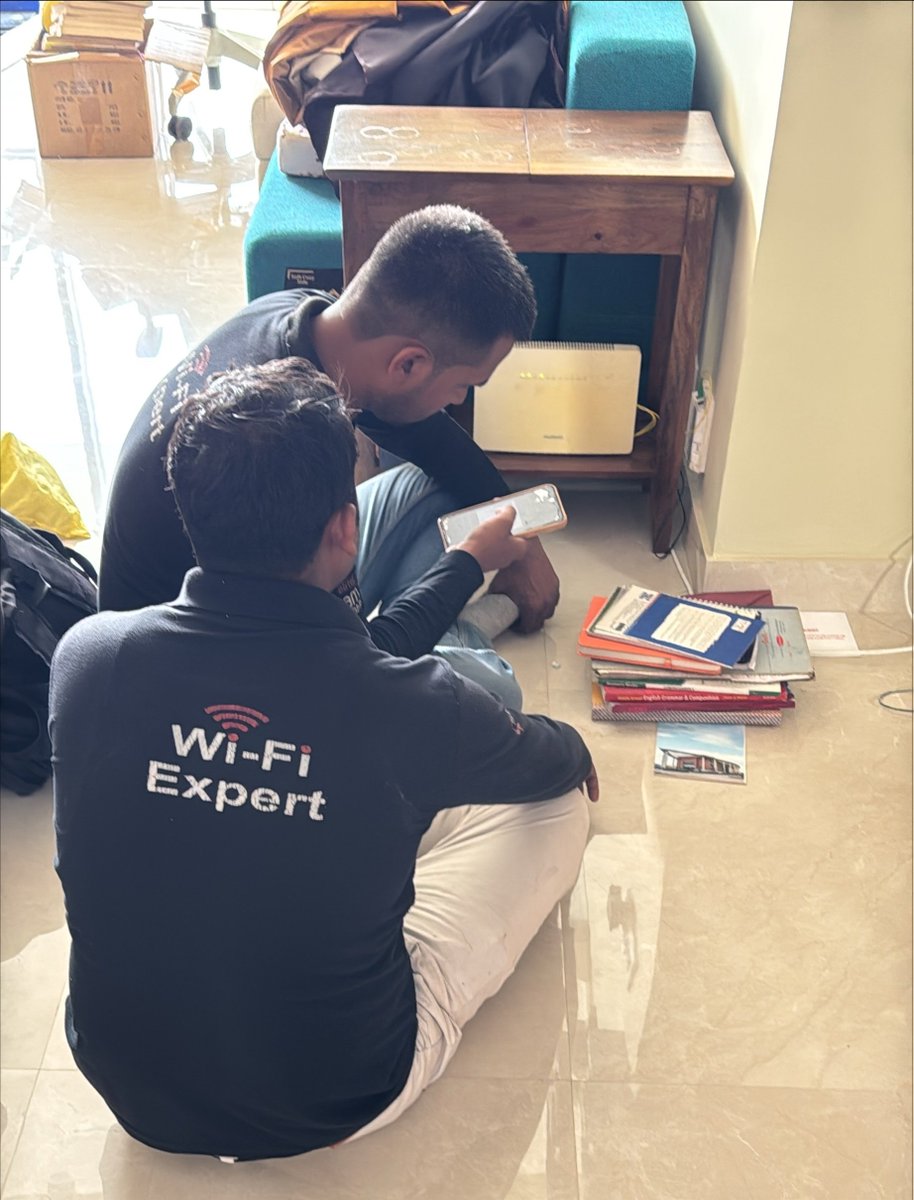 I am very impressed how fast <a href="/airtelindia/">airtel India</a> can provide a new fiber connection to our apartments - this time also I was literally up and running in < 1hr. Also loved the #WifiExpert branding 😀