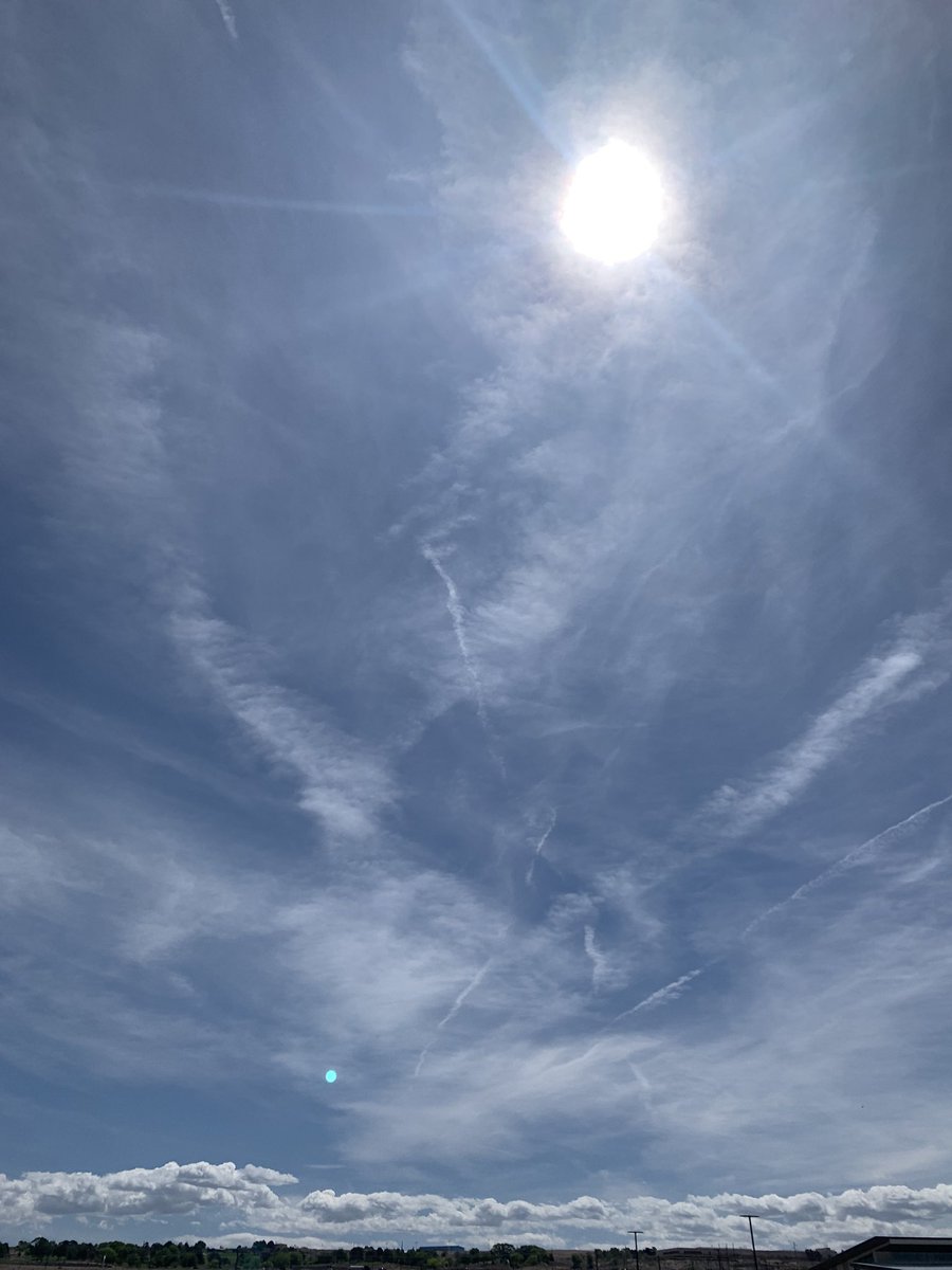chris5005's tweet image. Chemical warfare; too many planes to count in NM #TheClearSkiesMovement #Geoengineering @epaleezeldin @SecKennedy @DNIGabbard