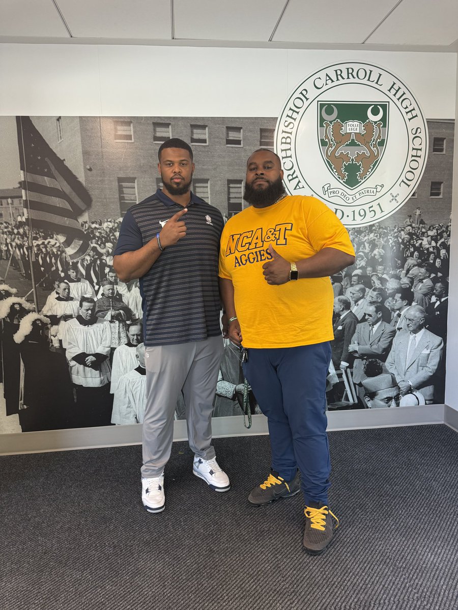 Coach Bear (@only1camspence) on Twitter photo Ball players at Carrol !ย
My dawg <a href="/CoachQuick_/">๐ฒ๐๐๐๐ ๐๐๐๐๐ @ สษชษข Cแดสสแดสส</a> has done a great job with program! Ball players at Carrol !ย
My dawg <a href="/CoachQuick_/">๐ฒ๐๐๐๐ ๐๐๐๐๐ @ สษชษข Cแดสสแดสส</a> has done a great job with program!