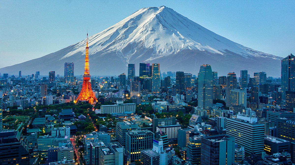 Dinsiz denilen Japonya, 9.0 büyüklüğündeki depreme hazır.

Dindar geçinen bizler, 6.0’da yıkılıyoruz.

Sorun inançta değil, ahlakta.
Ahlaklı toplumlar dua ederken önlem alır;

biz ise sadece duayla yetiniriz.

#deprem